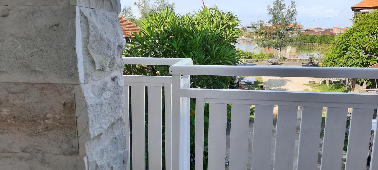 Turtle Island Homestay Sanur  Exterior photo